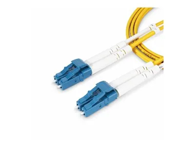 Startech 10m (32.8ft) LC to LC (UPC) OS2 Single Mode Duplex Fiber Optic Cable, 9/125?m, Laser Optimized, 10G, Bend Insensitive, Low Insertion Loss - LSZH Fiber Patch Cord (SMDOS2LCLC10M) - Patch kabel - jednoduchý režim LC/UPC (M) do jednoduchý režim LC/U