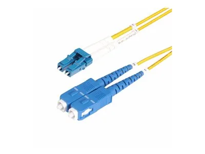 Startech 3m (10ft) LC to SC (UPC) OS2 Single Mode Duplex Fiber Optic Cable, 9/125?m, Laser Optimized, 10G, Bend Insensitive, Low Insertion Loss - LSZH Fiber Patch Cord (SMLCSC-OS2-3M) - Patch kabel - jednoduchý režim LC/UPC (M) do jednoduchý režim SC/UPC