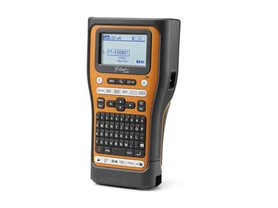 Brother P-Touch PT-E560BTVP - Nástroj pro tvorbu vlastních obalů na disky - Č/B - převod tepla - Role (2,4 cm) - 180 dpi - až 30 mm/s - USB 3.0, Bluetooth 5.0 - řezačka - zrcadlový tisk, funkce Full & Half Cut, náhled tisku - černá a oranžová