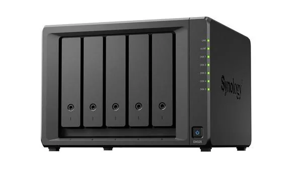 Synology DX525 - Police - 5 zásuvky