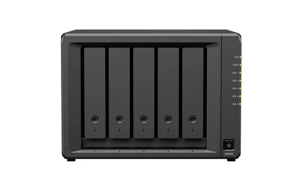 Synology DX525 - Police - 5 zásuvky