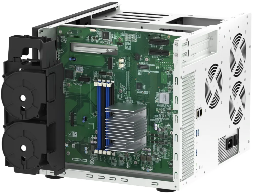 QNAP TS-1655-8G (8core 2,8GHz, 8GB RAM, 12x 3,5"+4x 2,5" SATA, 2x M.2 NVMe slot, 2x 2,5GbE, 3x PCIe)