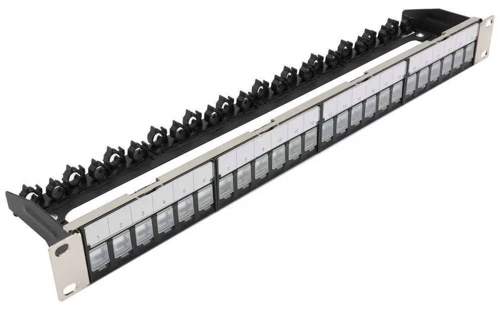 19" modulární stíněný patch panel XtendLan 24port, 4x demontovatelný modul, černý