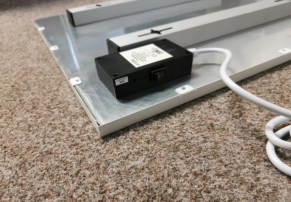 Xtend Home topný infra panel, bezrámový, 420W, 230V, bílý, Wi-Fi, Tuya