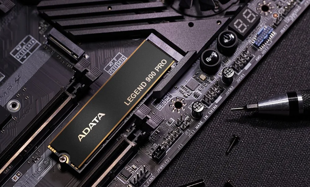 ADATA LEGEND 900 PRO/1TB/SSD/M.2 NVMe/Heatsink/5R