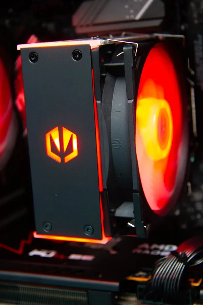 HAL3000 MČR Finale Pro AMD Ryzen 5 7600 32GB DDR5 RX 9070 1TB PCIe4 SSD WiFi W11