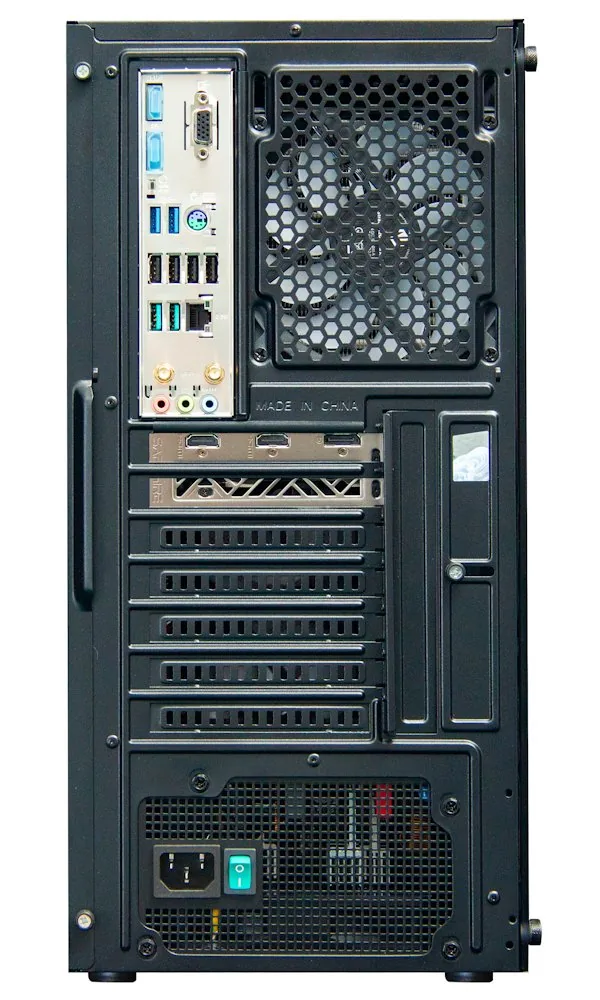 HAL3000 MČR Finale Elite AMD Ryzen 7 7700 32GB DDR5 RX 9060 XT 16G 1TB PCIe4 SSD WiFi W11
