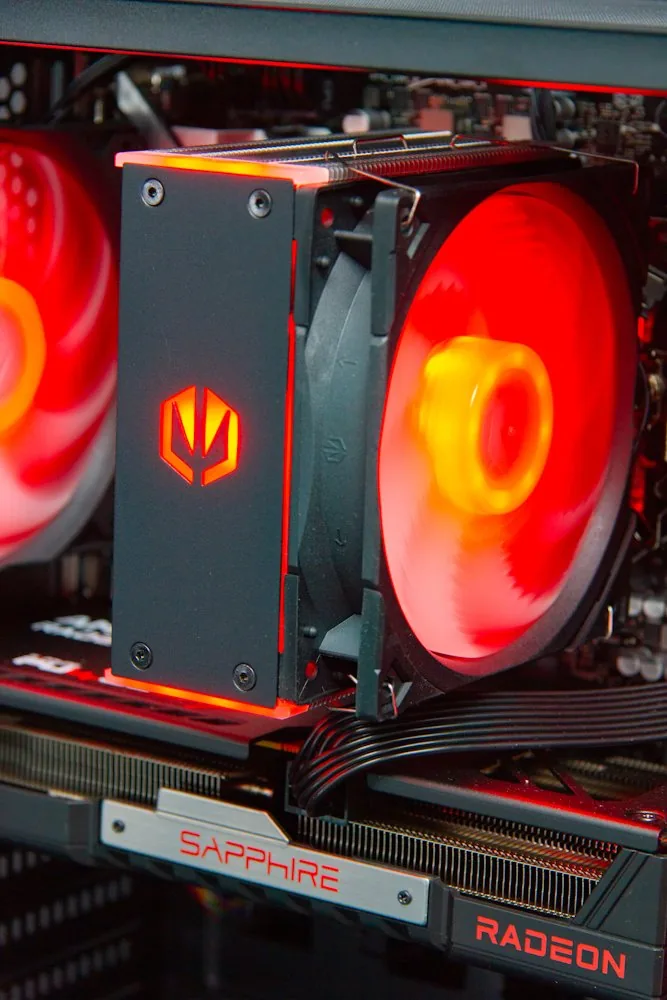 HAL3000 MČR Finale Elite AMD Ryzen 7 7700 32GB DDR5 RX 9060 XT 16G 1TB PCIe4 SSD WiFi W11