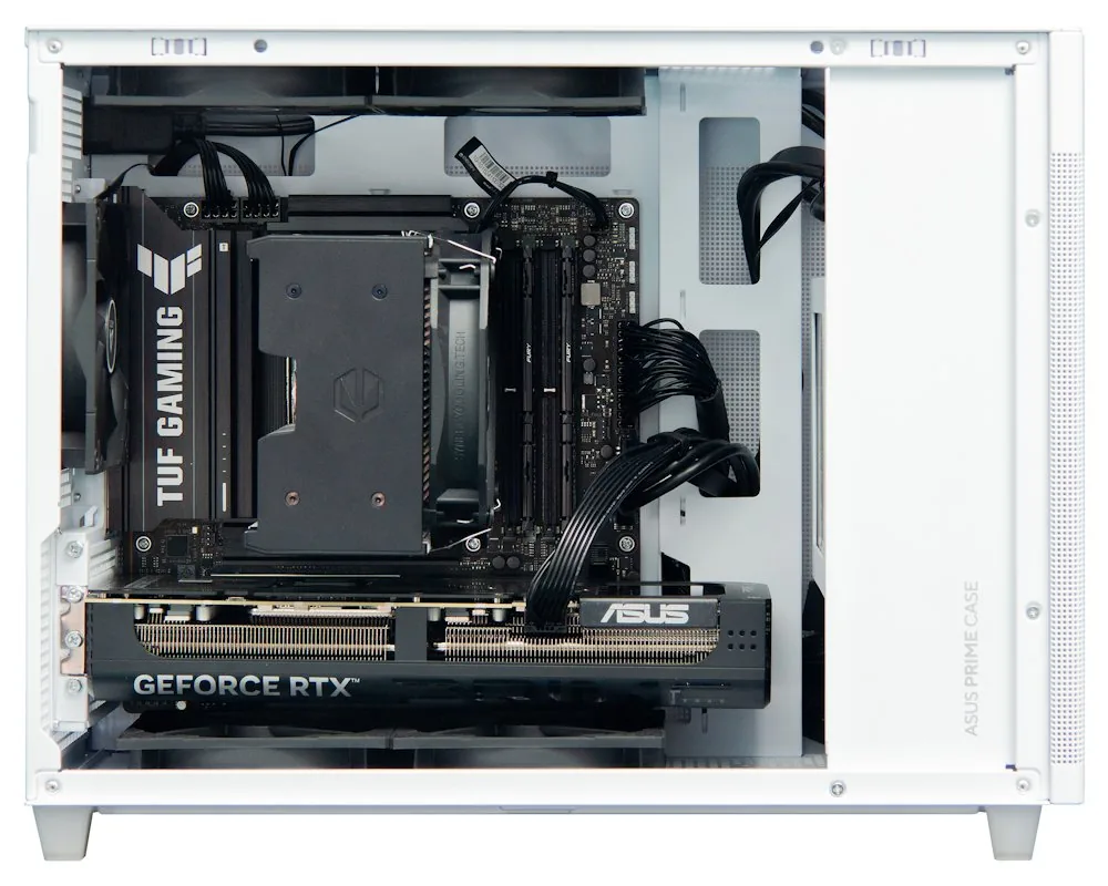HAL3000 Alfa Gamer Micro Air White AMD Ryzen 7 9800X3D 32GB DDR5 RTX 5070 Ti 2TB PCIe4 SSD WiFi W11