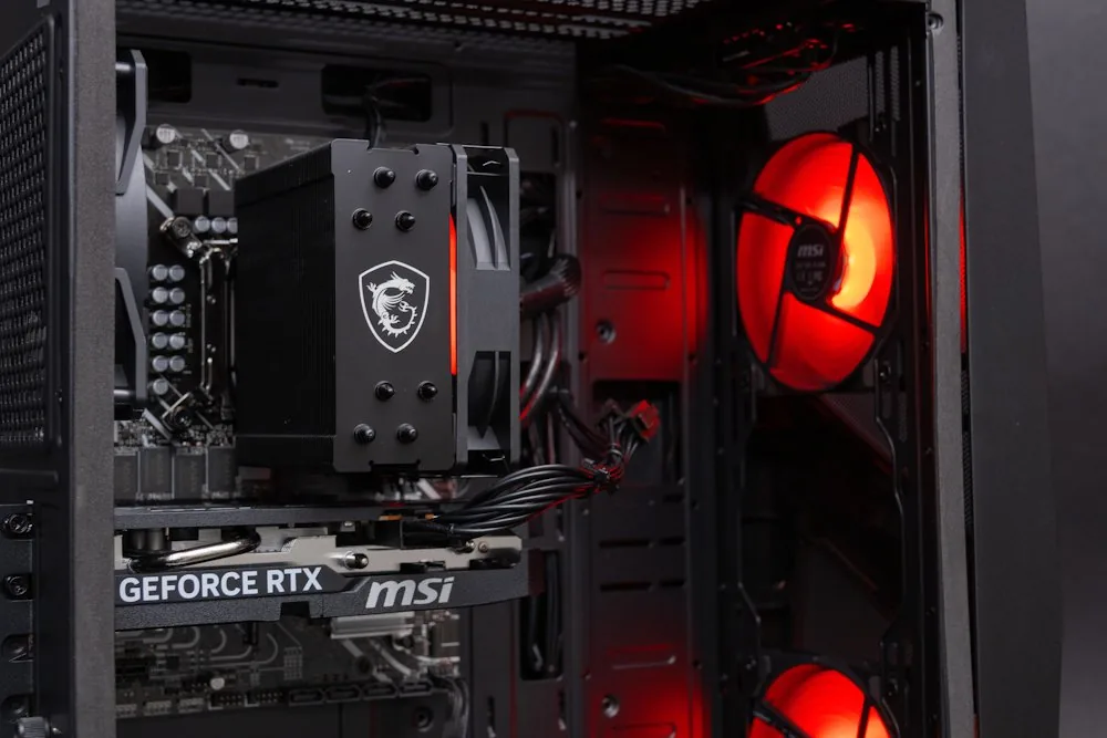 HAL3000 MEGA Gamer Pro Intel i5-12400F 16GB DDR4 RTX 5060 1TB PCIe4 SSD W11