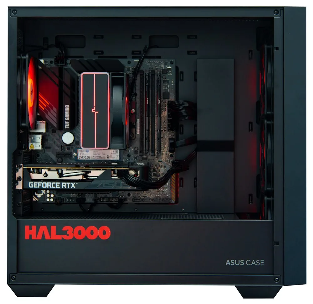 HAL3000 Online Gamer AMD Ryzen 5 5600 16GB DDR4 RTX 5050 1TB PCIe4 SSD WiFi W11
