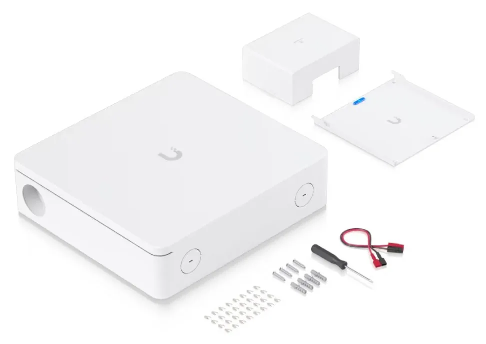 Ubiquiti UniFi Protect AlarmHub Kit, 32zónový alarmový kontrolní hub, PoE++ nebo PoE+++, 12V SLA baterie