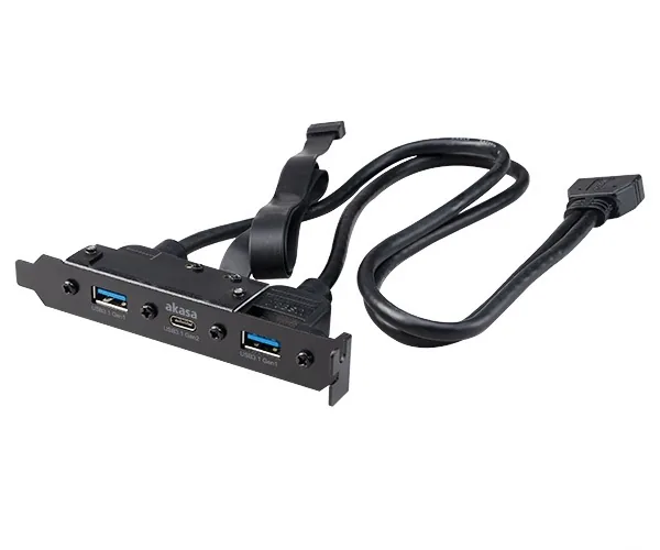 AKASA - USB 3.1 gen 2 typ C a 2xTyp A 3.0 záslepka