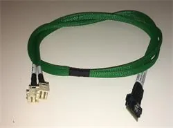 Broadcom - Interní kabel SAS - Slim SAS (SFF-8654) (M) do Mini SAS HD (SFF-8643) - 1 m - NVMe připojení