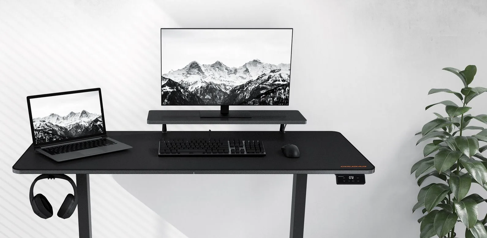 COUGAR stůl E-STAR 120 electric 1200 x 600 x 15, 720-1170mm, carbon design, monitor stand, pad, paměť nastavení 2 módy
