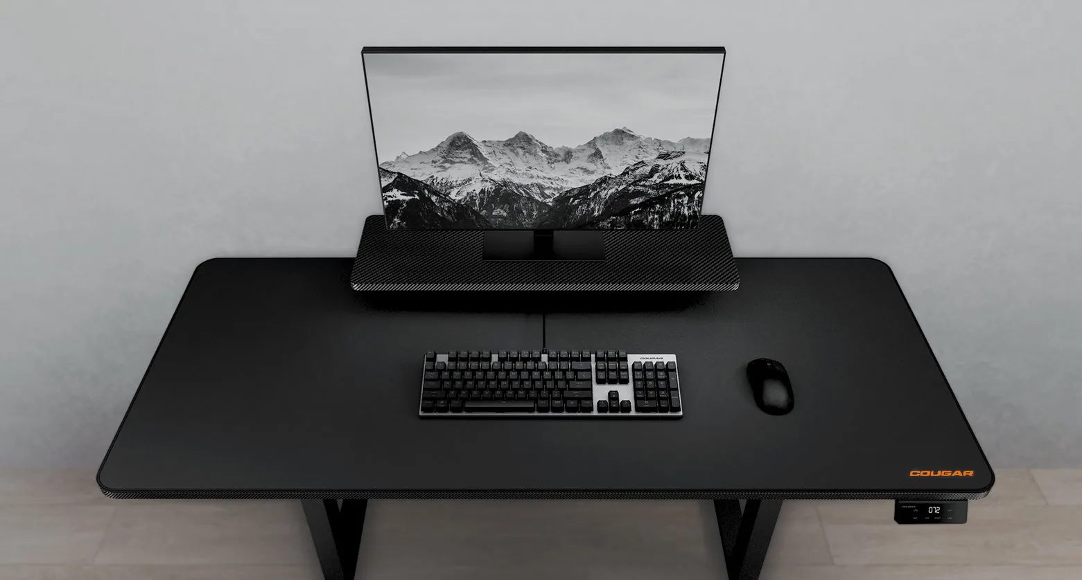 COUGAR stůl E-STAR 120 electric 1200 x 600 x 15, 720-1170mm, carbon design, monitor stand, pad, paměť nastavení 2 módy